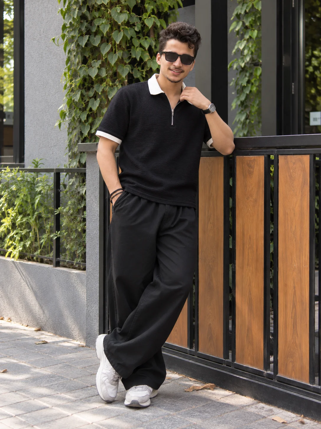 Black Baggy Jeans Street Style Viral AI Prompt